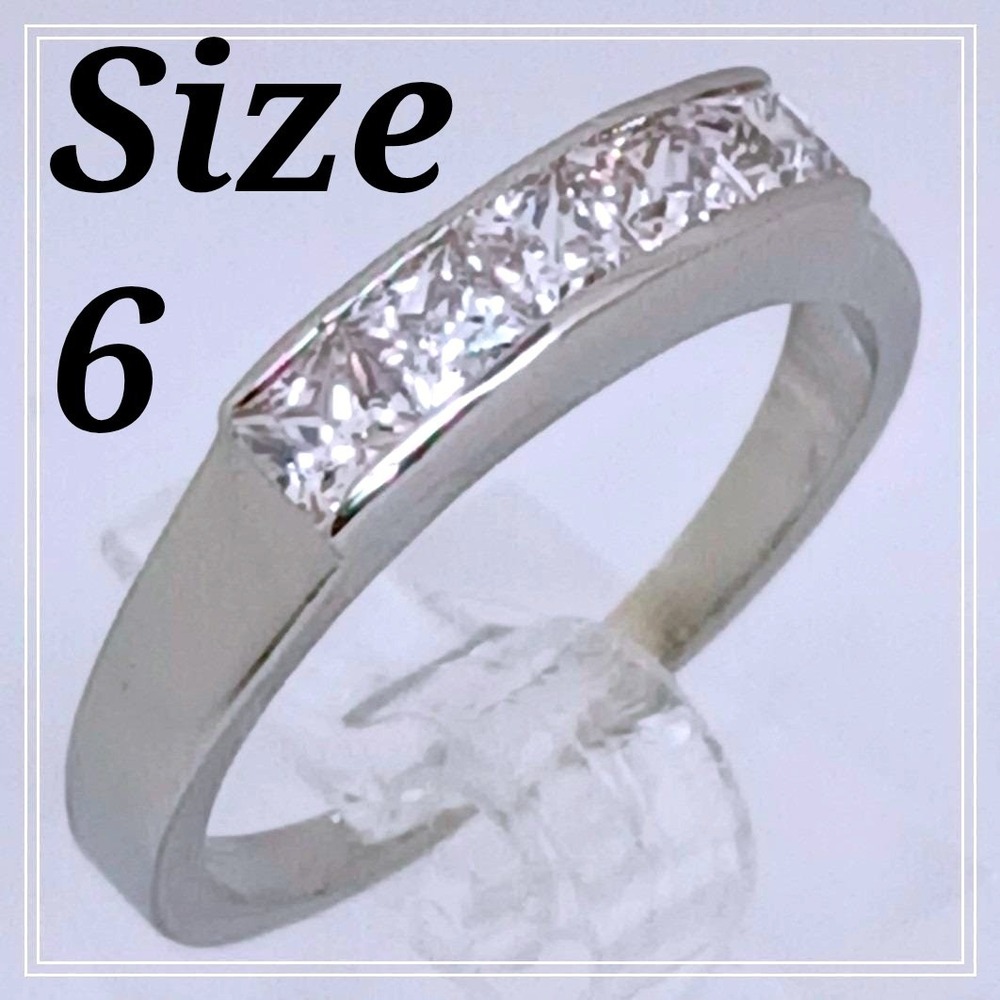 Silver Tone Princess Cut 5 Stone Channel Set Cubic Zirconia Band Ring Size 6‎